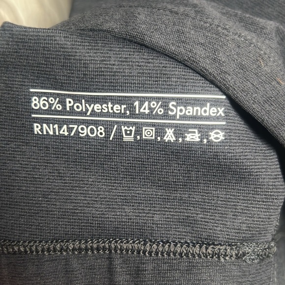 Outdoor Voices  Athena Crop Top Charcoa Color Size Large NWT - Picture 4 of 5